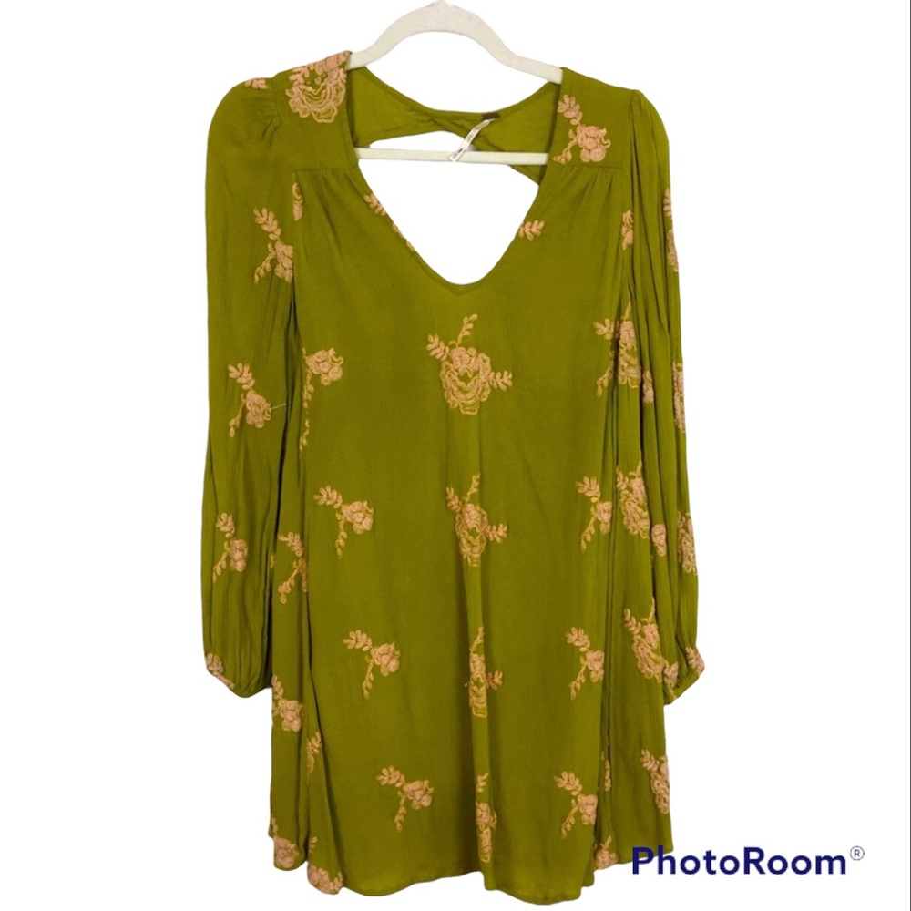 FREE PEOPLE Green Floral Embroidered Tunic Top size XS